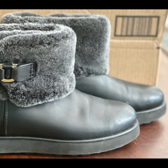 UGG Mini Berge Black Leather Shearling Mini Boot 7 - Picture 3 of 6